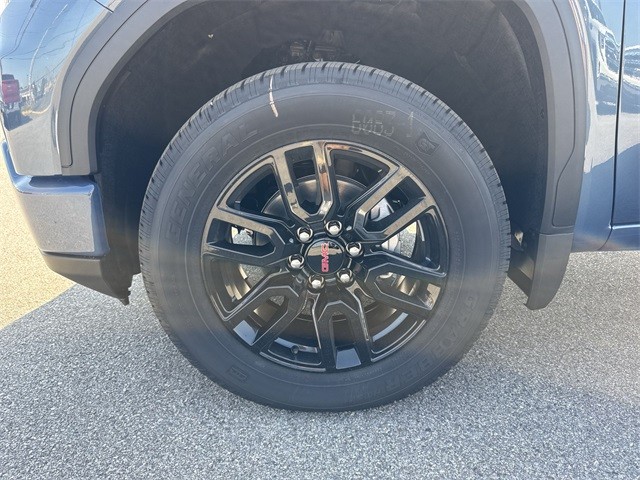 GMC Sierra 1500 Vehicle Full-screen Gallery Image 10