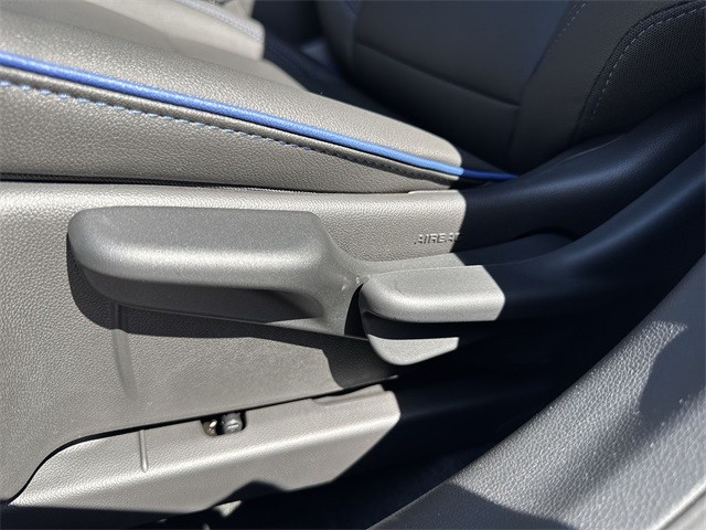 Buick Envista Vehicle Full-screen Gallery Image 12