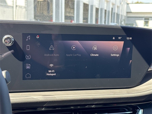 Buick Envista Vehicle Full-screen Gallery Image 16