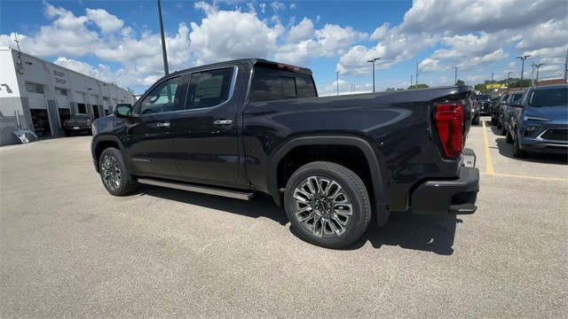 GMC Sierra 1500 Vehicle Full-screen Gallery Image 06