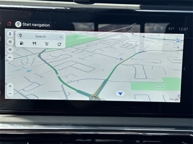 GMC Sierra 1500 Vehicle Full-screen Gallery Image 18