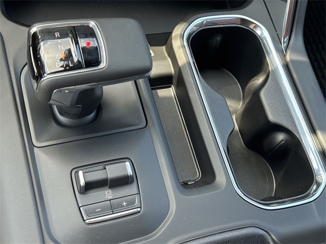 GMC Sierra 1500 Vehicle Full-screen Gallery Image 20