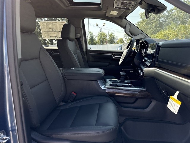 GMC Sierra 1500 Vehicle Full-screen Gallery Image 25