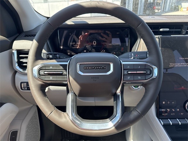 GMC Terrain Vehicle Full-screen Gallery Image 14