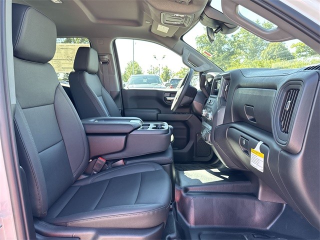 GMC Sierra 1500 Vehicle Full-screen Gallery Image 24