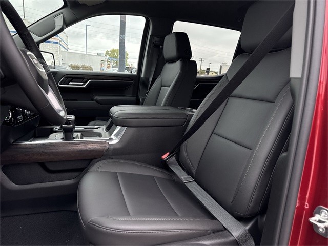 GMC Sierra 1500 Vehicle Full-screen Gallery Image 11