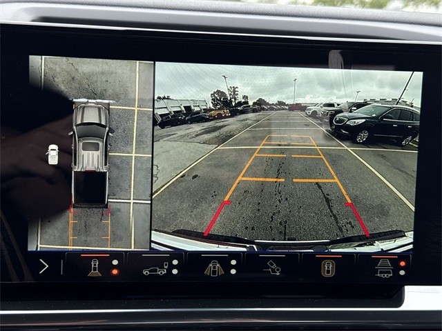 GMC Sierra 1500 Vehicle Full-screen Gallery Image 17