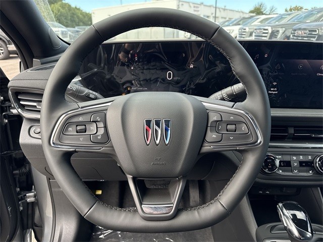 Buick Envista Vehicle Full-screen Gallery Image 14