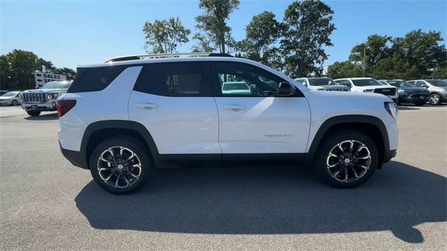 GMC Terrain Vehicle Full-screen Gallery Image 09