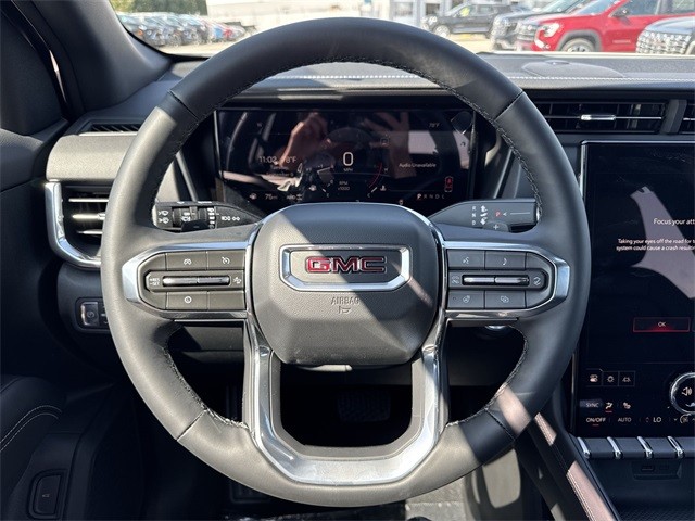 GMC Terrain Vehicle Full-screen Gallery Image 14