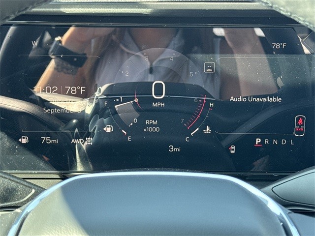 GMC Terrain Vehicle Full-screen Gallery Image 15