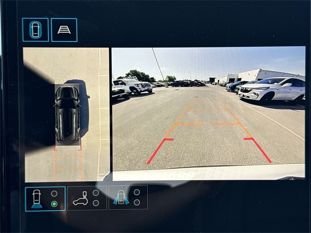 GMC Terrain Vehicle Full-screen Gallery Image 17