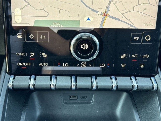 GMC Terrain Vehicle Full-screen Gallery Image 19