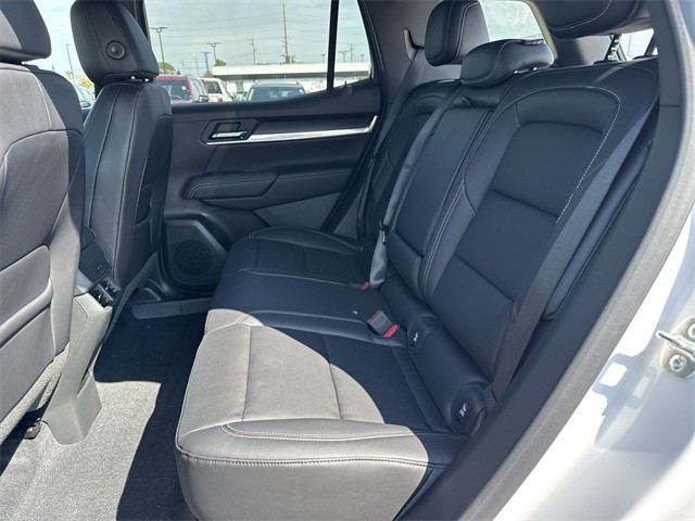 GMC Terrain Vehicle Full-screen Gallery Image 22