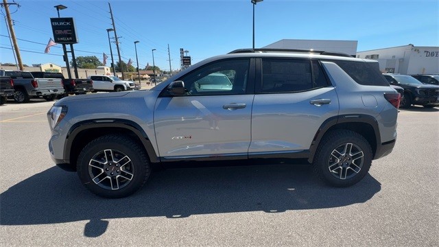 GMC Terrain Vehicle Full-screen Gallery Image 05