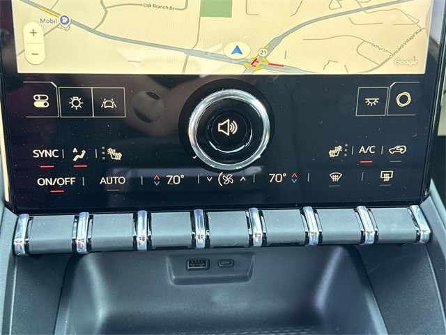 GMC Terrain Vehicle Full-screen Gallery Image 19