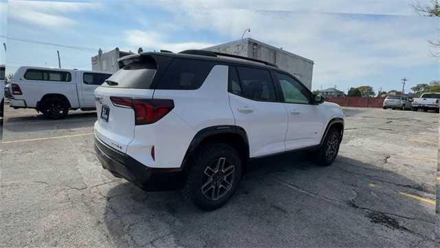 GMC Terrain Vehicle Full-screen Gallery Image 08