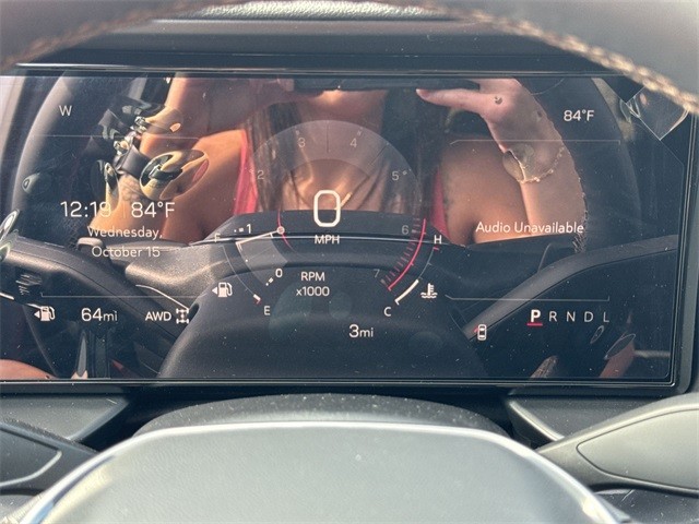 GMC Terrain Vehicle Full-screen Gallery Image 15