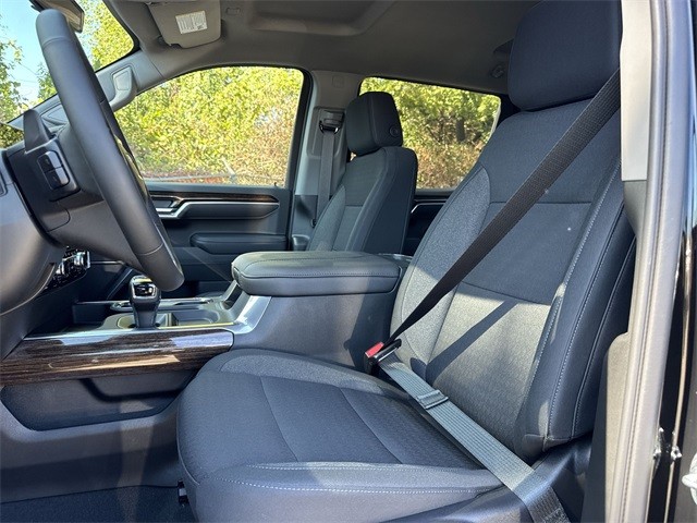 GMC Sierra 1500 Vehicle Full-screen Gallery Image 11