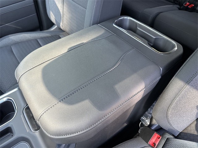 GMC Sierra 1500 Vehicle Full-screen Gallery Image 21