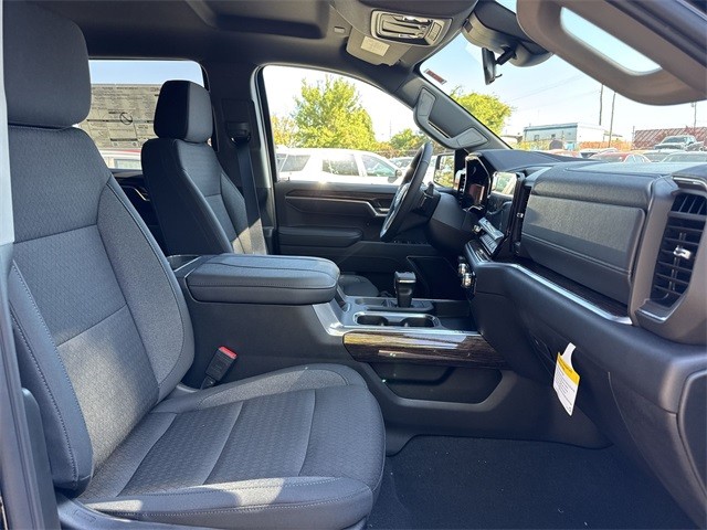 GMC Sierra 1500 Vehicle Full-screen Gallery Image 24