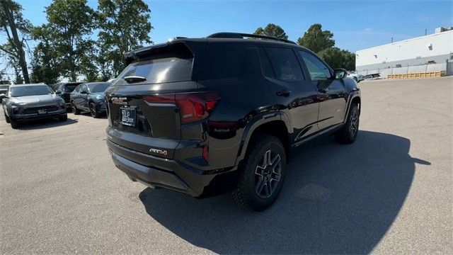 GMC Terrain Vehicle Full-screen Gallery Image 08