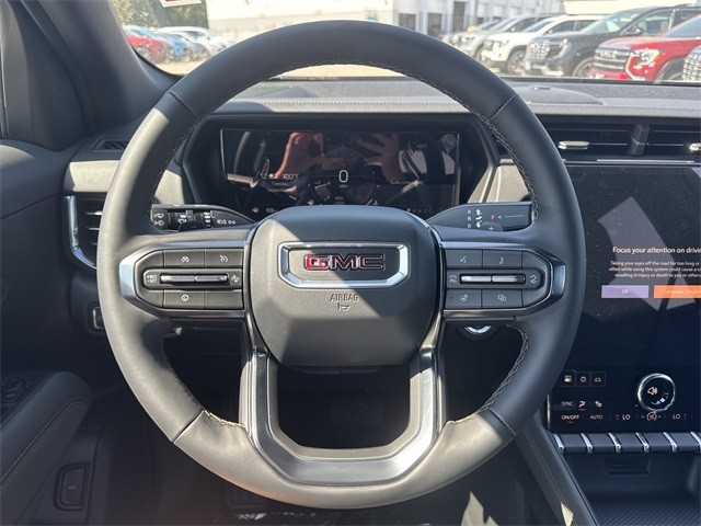 GMC Terrain Vehicle Full-screen Gallery Image 14