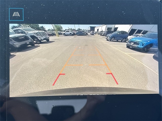 GMC Terrain Vehicle Full-screen Gallery Image 17