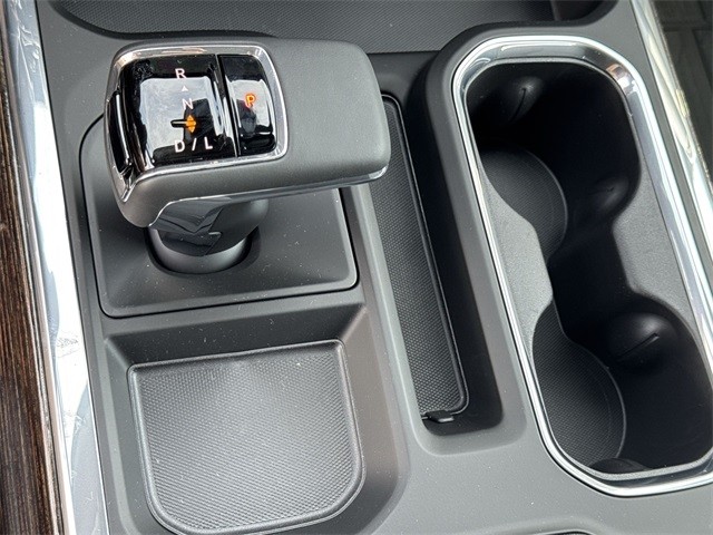 GMC Sierra 1500 Vehicle Full-screen Gallery Image 20