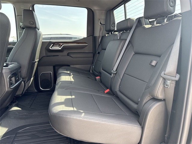 GMC Sierra 1500 Vehicle Full-screen Gallery Image 23