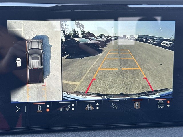 GMC Sierra 1500 Vehicle Full-screen Gallery Image 17