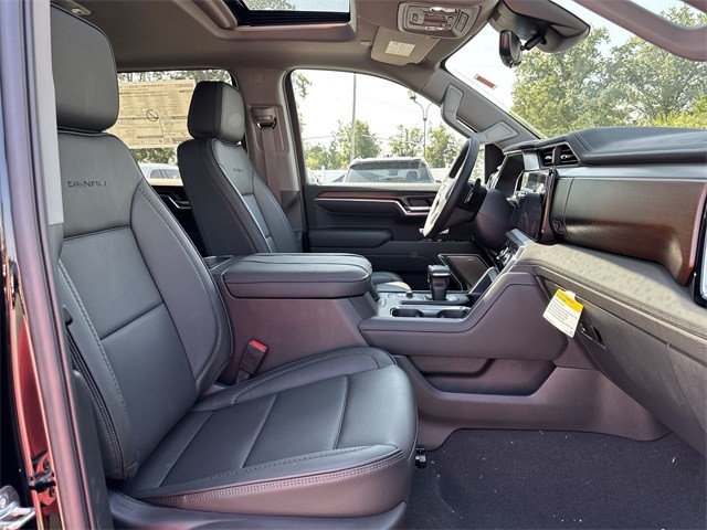 GMC Sierra 1500 Vehicle Full-screen Gallery Image 25