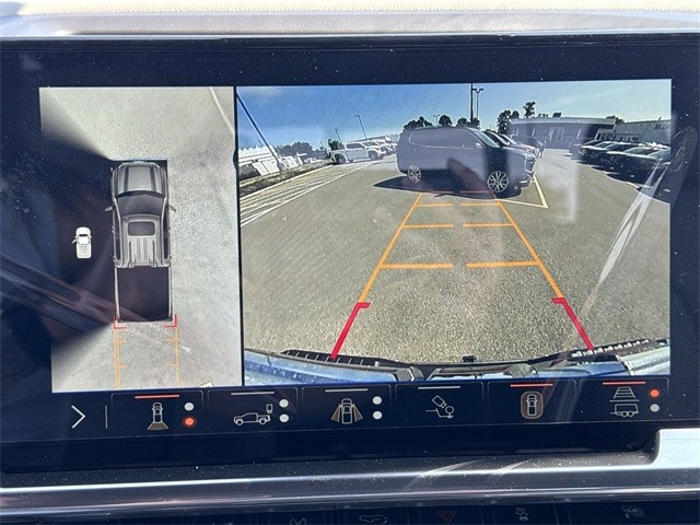 GMC Sierra 1500 Vehicle Full-screen Gallery Image 17