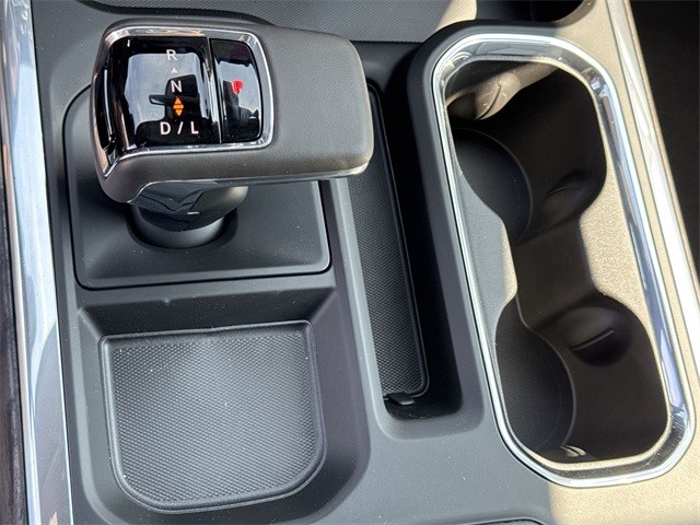 GMC Sierra 1500 Vehicle Full-screen Gallery Image 20