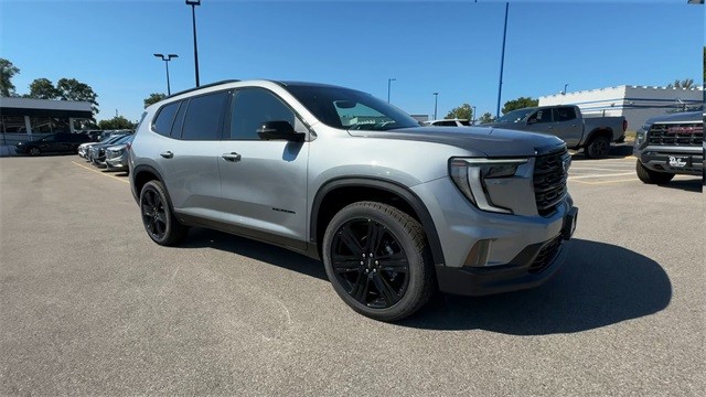 GMC Acadia Vehicle Full-screen Gallery Image 02