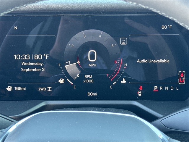 GMC Acadia Vehicle Full-screen Gallery Image 15