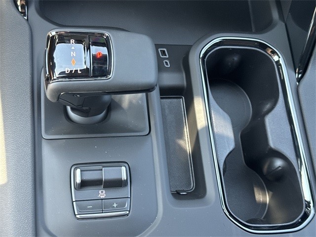 GMC Sierra 1500 Vehicle Full-screen Gallery Image 20