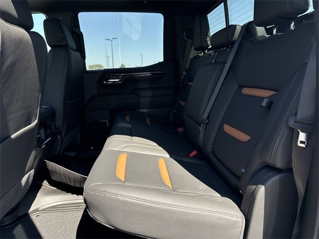 GMC Sierra 1500 Vehicle Full-screen Gallery Image 23