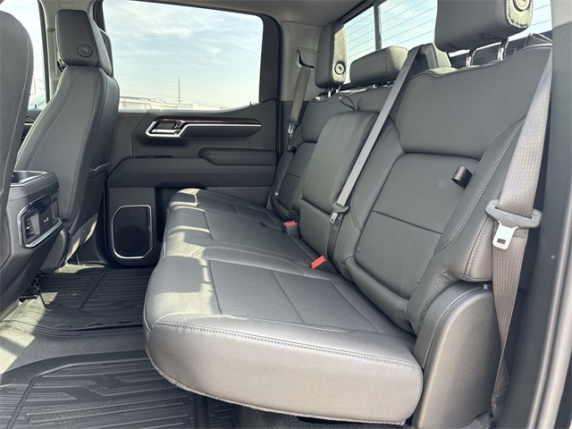 GMC Sierra 1500 Vehicle Full-screen Gallery Image 23