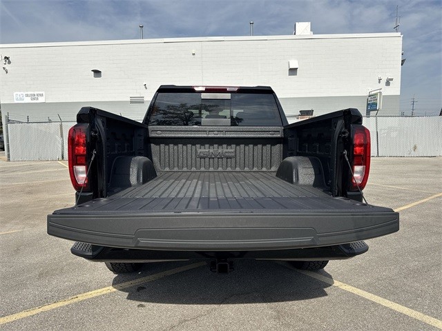 GMC Sierra 1500 Vehicle Full-screen Gallery Image 24
