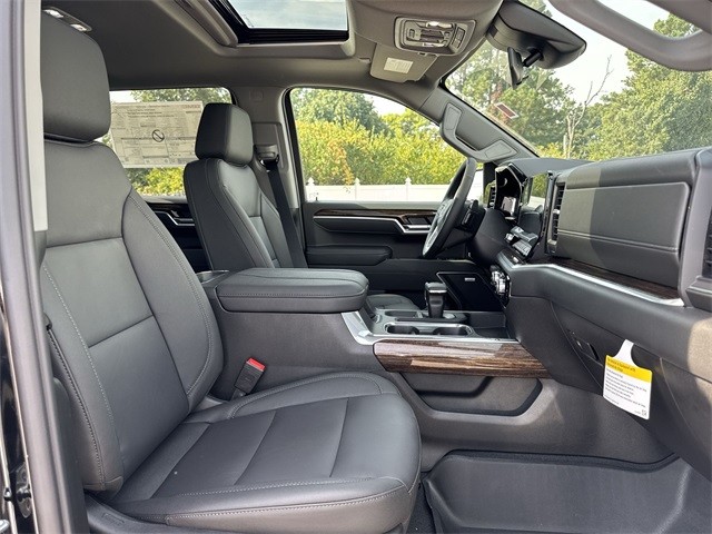 GMC Sierra 1500 Vehicle Full-screen Gallery Image 25