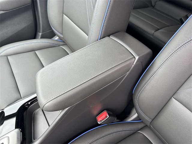 Buick Envista Vehicle Full-screen Gallery Image 20