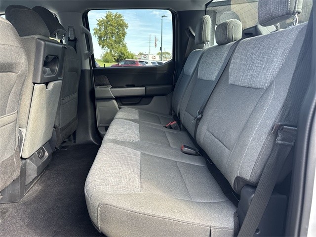 Ford F-150 Vehicle Full-screen Gallery Image 27