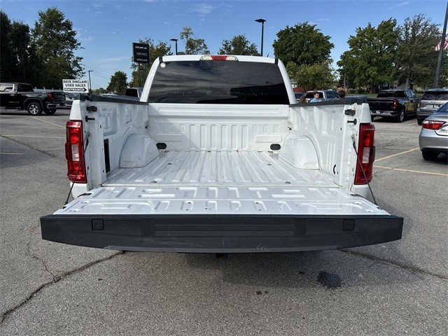 Ford F-150 Vehicle Full-screen Gallery Image 28