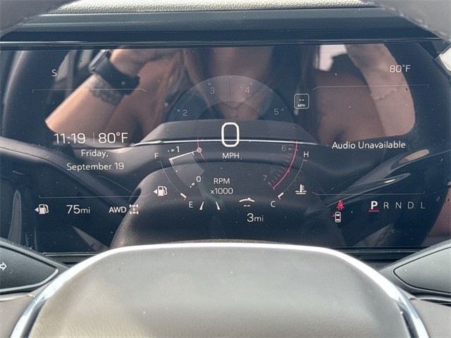 GMC Terrain Vehicle Full-screen Gallery Image 15