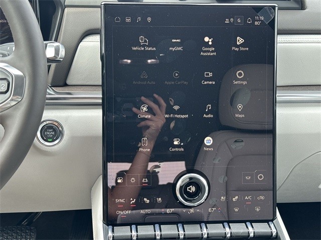 GMC Terrain Vehicle Full-screen Gallery Image 16