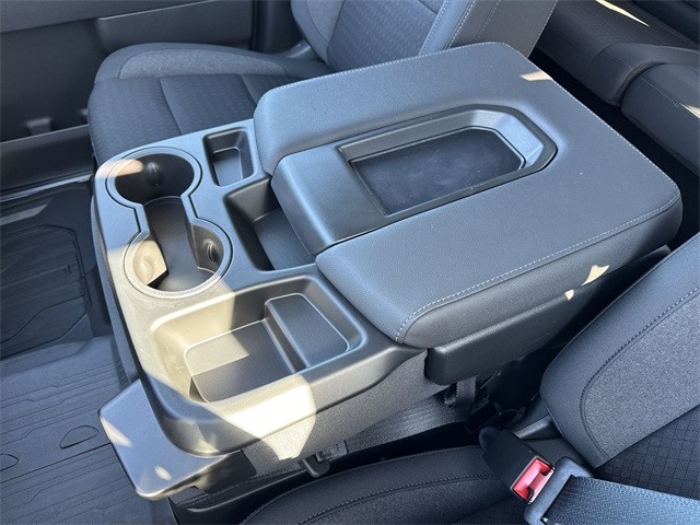 GMC Sierra 1500 Vehicle Full-screen Gallery Image 21