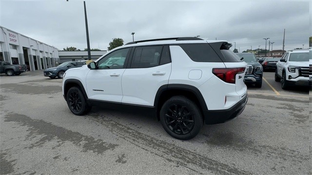 GMC Terrain Vehicle Full-screen Gallery Image 06