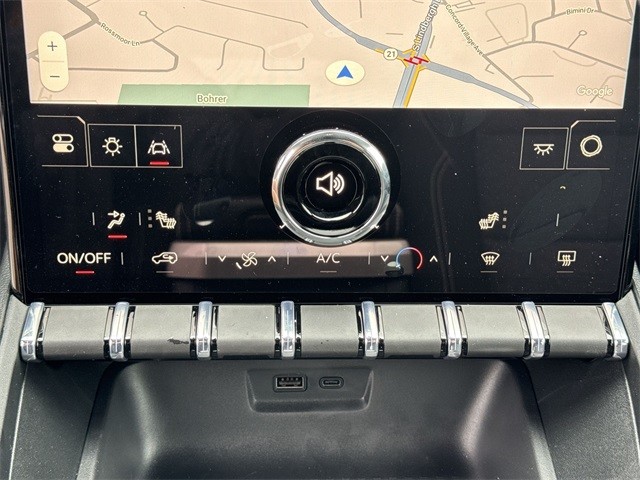 GMC Terrain Vehicle Full-screen Gallery Image 19