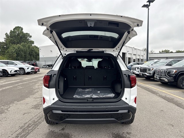 GMC Terrain Vehicle Full-screen Gallery Image 23